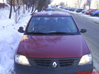 2009 Renault Logan Photos