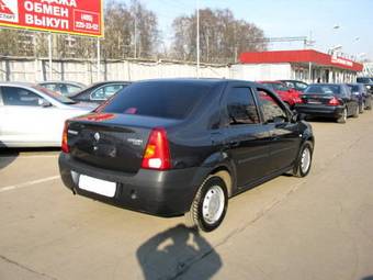 2009 Renault Logan Photos