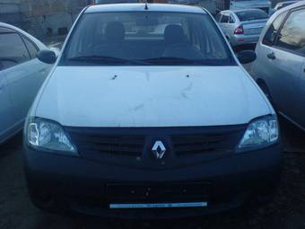 2009 Renault Logan Photos