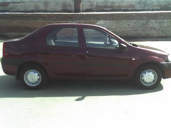 2009 Renault Logan Photos
