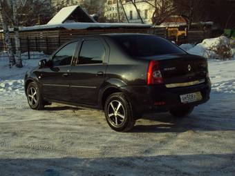 2010 Renault Logan Pictures