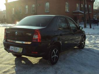 2010 Renault Logan Photos