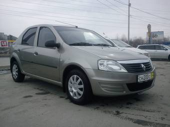 2010 Renault Logan Wallpapers