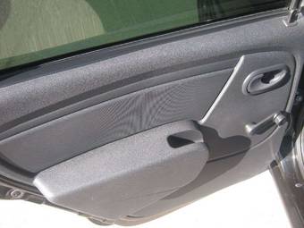 2010 Renault Logan Pics