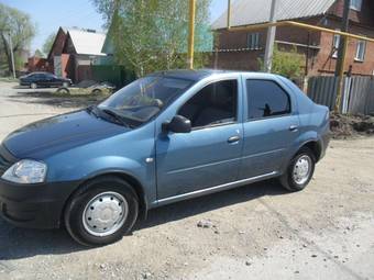 2010 Renault Logan Photos