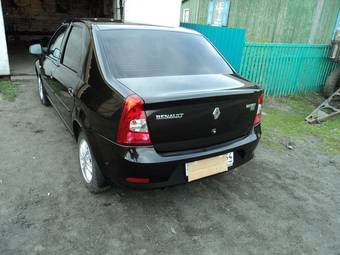 2011 Renault Logan Pictures