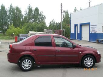 2011 Renault Logan Photos