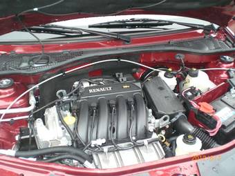 2011 Renault Logan Images