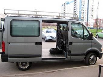 2002 Renault Master Photos