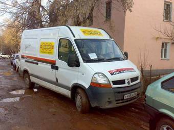 2004 Renault Master Photos