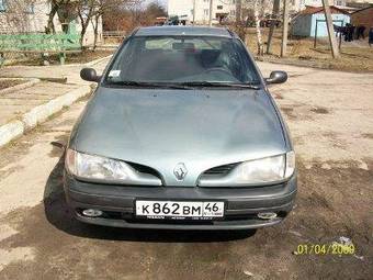 1997 Renault Megane Pictures