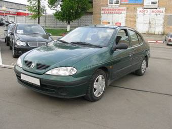 2000 Renault Megane Pics