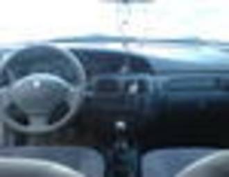 2001 Renault Megane Photos