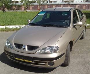 2001 Renault Megane Photos