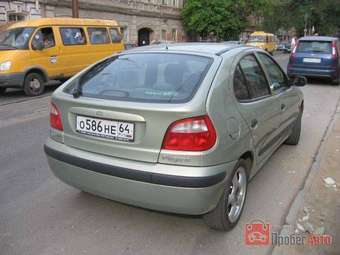 2002 Renault Megane Pictures