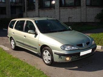 2002 Renault Megane Pics