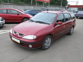 2002 Renault Megane Pictures