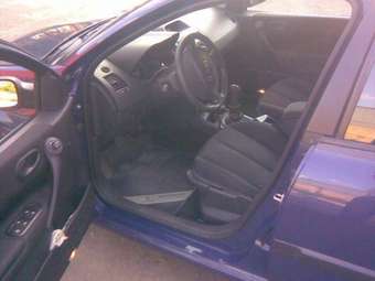 2003 Renault Megane Pictures