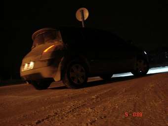 2003 Renault Megane Photos