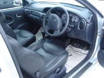 2003 Renault Megane Photos