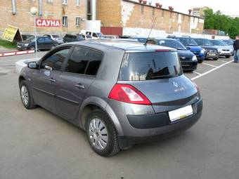 2003 Renault Megane Pictures