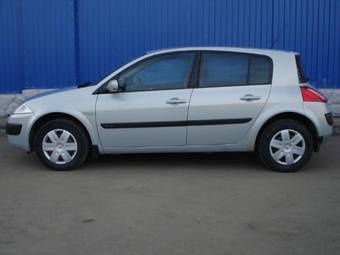 2003 Renault Megane Pictures