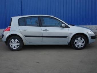 2003 Renault Megane Photos