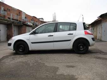 2004 Renault Megane Pics