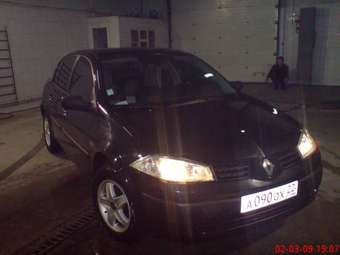 2004 Renault Megane Photos