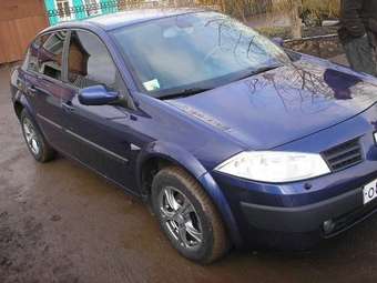 2004 Renault Megane Photos