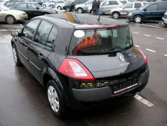 2004 Renault Megane Images