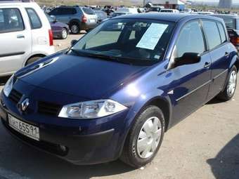 2004 Renault Megane Photos