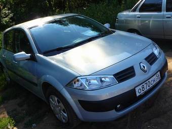 2004 Renault Megane Pictures