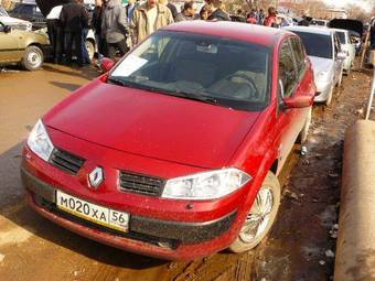 2004 Renault Megane Pictures