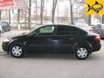 2004 Renault Megane Pictures