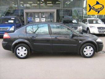 2004 Renault Megane Pictures