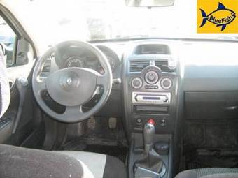 2004 Renault Megane Pics