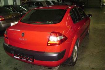 2004 Renault Megane Pictures