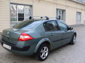 2004 Renault Megane Photos