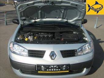 2004 Renault Megane Pictures