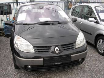2004 Renault Megane Pictures