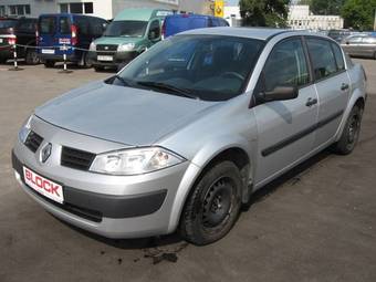 2004 Renault Megane Photos