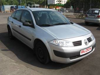 2004 Renault Megane Pictures