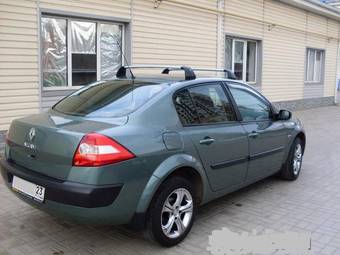 2004 Renault Megane Pictures