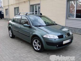 2004 Renault Megane Photos