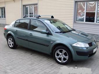 2004 Renault Megane Photos