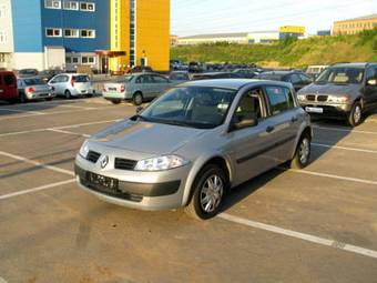 2004 Renault Megane Images