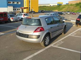 2004 Renault Megane Pictures