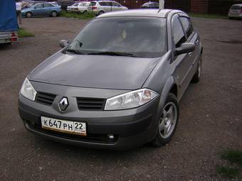 2004 Renault Megane Photos