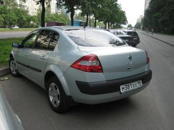 2004 Renault Megane Photos
